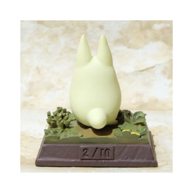 Statues*Maison Ghibli Statue Collection Stop Motion Totoro White Course Pose 2 - My Neighbor Totoro