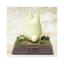 Statues*Maison Ghibli Statue Collection Stop Motion Totoro White Race Pose 4 - My Neighbor Totoro